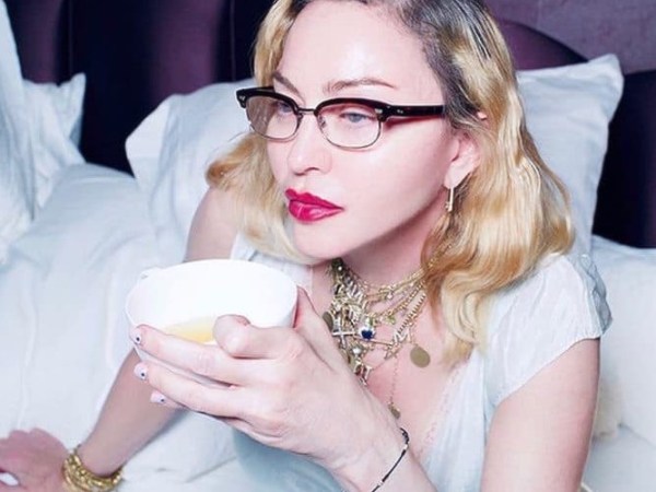 IN BED WITH MADONNA & ESTHERE&nbsp;!