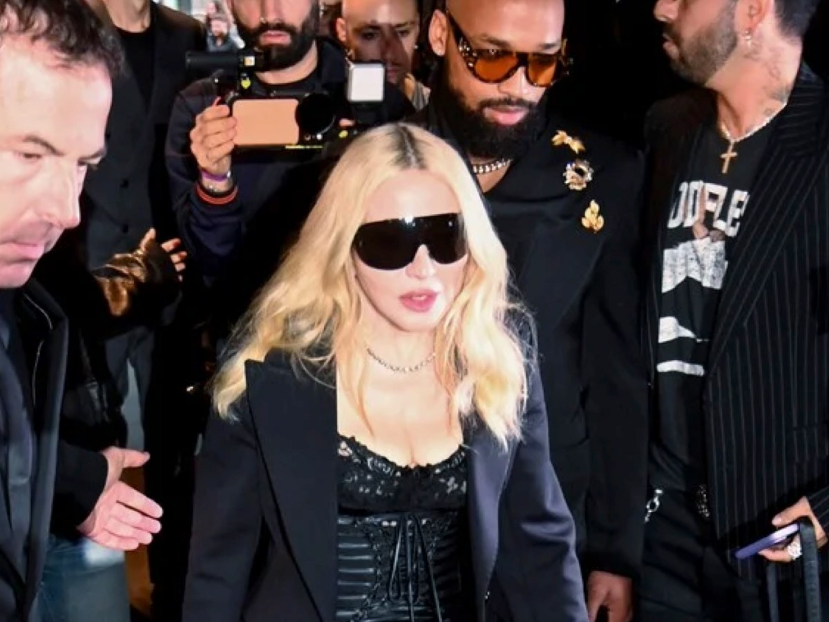 MADONNA À MILAN POUR LE DÉFILÉ DOLCE &&nbsp;GABBANA